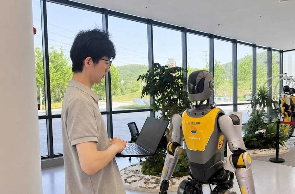 တရုတ်မှာ လူတူစက်ရုပ်တွေကို မှတ်ပုံတင် ထုတ်ပေးပြီ