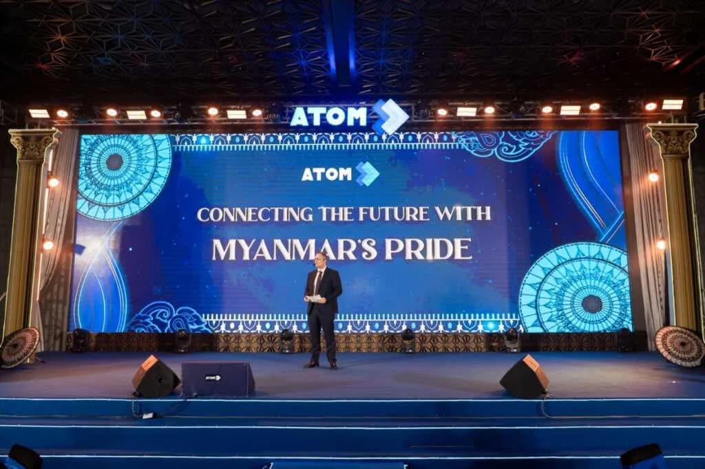 အက်တမ်(ATOM) မှ မြန်မာနိုင်ငံအတွက် ပိုမိုကောင်းမွန်သော အနာဂတ်ကို ဆက်လက်တည်ဆောက်သွားမည့် ကတိကဝတ်နှင့်အတူ အထိမ်းအမှတ်နှစ်ပတ်လည်နေ့အား ဆင်နွှဲ