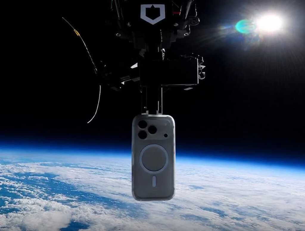 iPhone 17 Pro Dropped From 100,000 Feet Survives, Sets New World Record